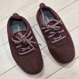 ALLBIRDS Wool Runners Burgundy Lace-Up Sneakers Size 6 Made in Korea